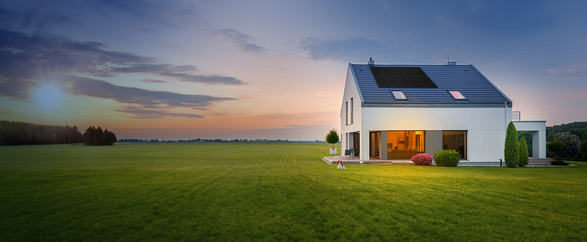 maison avec panneaux photovoltaïques sur le toit - Aterno ENR
